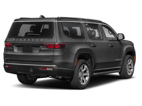 Used 2022 Jeep Wagoneer Series III w/ Premium Group I AWD/4WD image 2