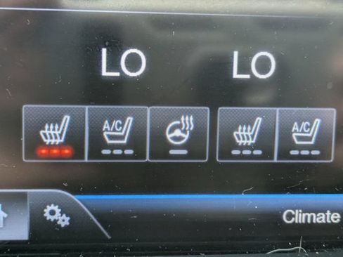 Used 2015 Ford Explorer Limited w/ Equipment Group 301A AWD/4WD image 23