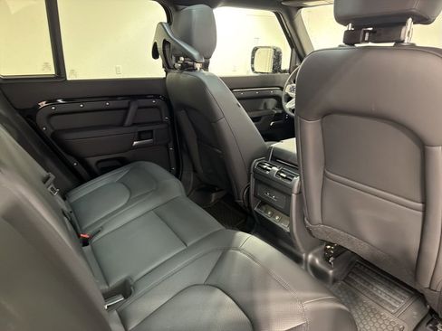 Used 2025 Land Rover Defender 110 S AWD/4WD image 27