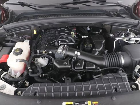 Used 2024 Jeep Grand Cherokee L Laredo w/ Luxury Tech Group I image 15