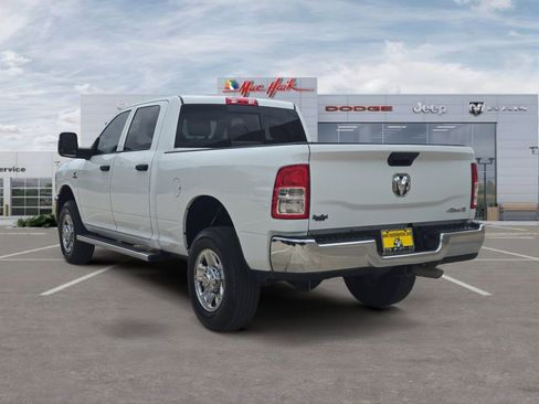 Used 2024 RAM 2500 Tradesman w/ Chrome Appearance Group image 3