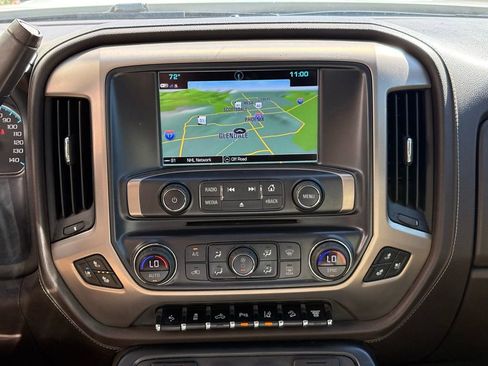 Used 2018 GMC Sierra 2500 Denali w/ Duramax Plus Package image 14