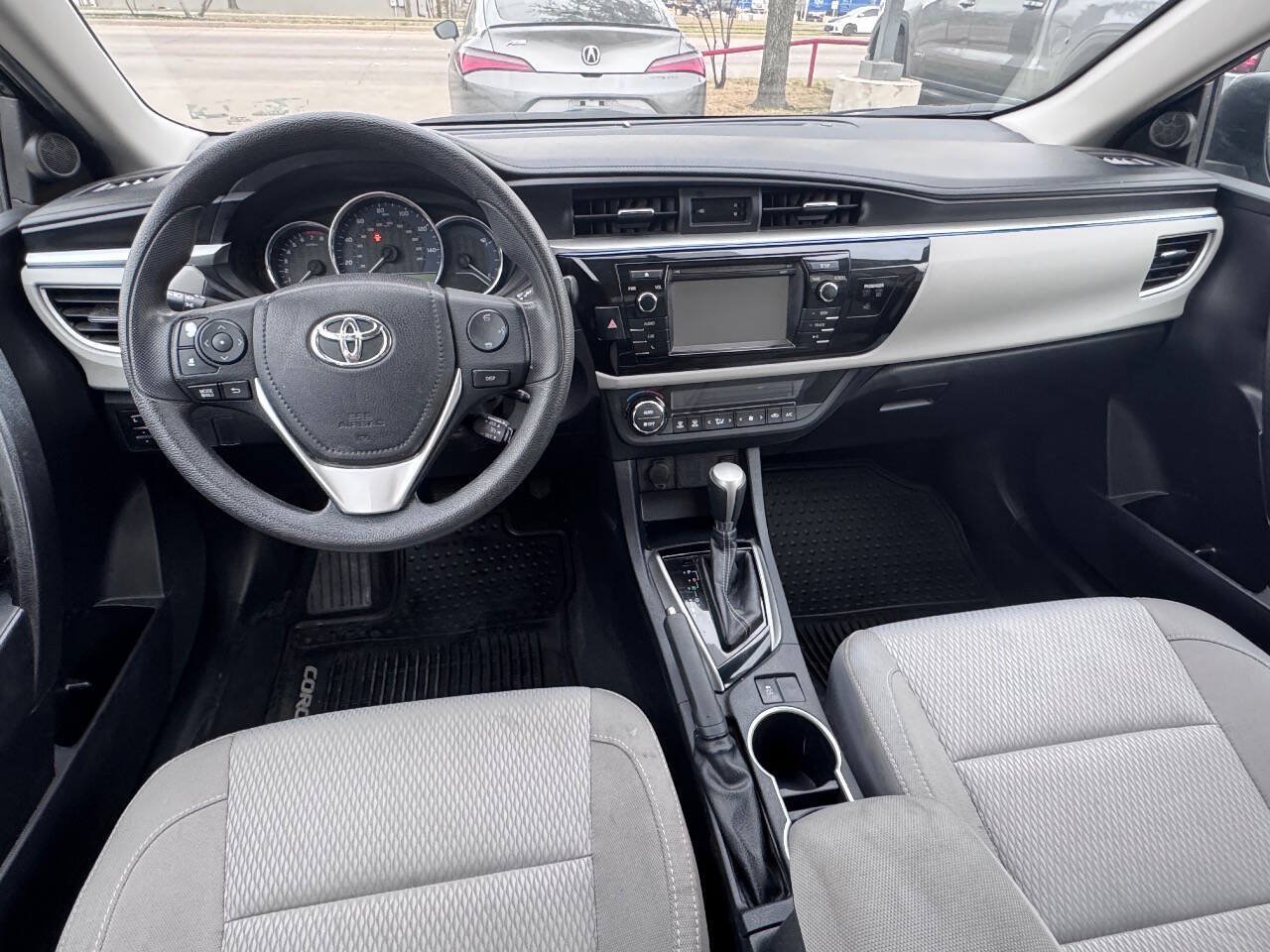 Used 2016 Toyota Corolla LE FWD image 15