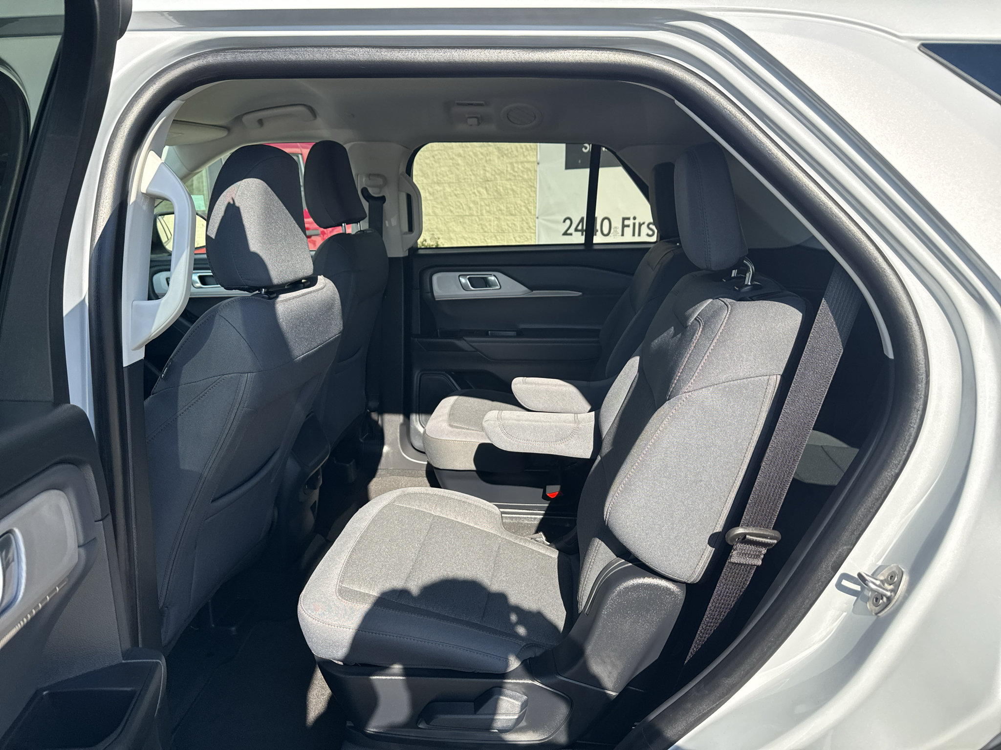 Used 2026 Ford Explorer Active RWD image 16