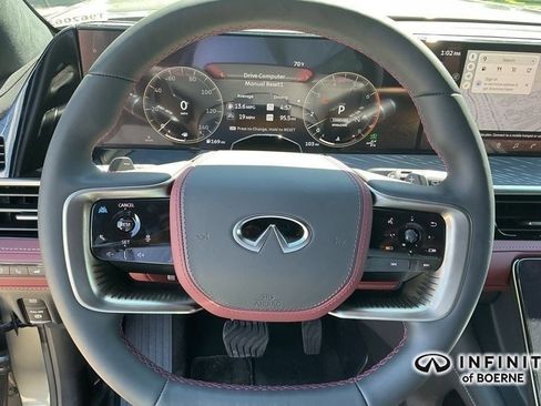 Certified 2026 INFINITI QX80 Autograph w/ Premium Cargo Package image 12