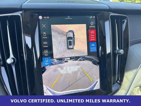 Certified 2024 Volvo XC60 T8 Ultimate w/ Protection Package Premier AWD/4WD image 21