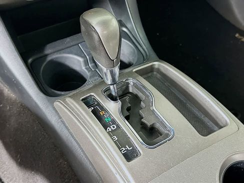 Used 2014 Toyota Tacoma PreRunner w/ SR5 Package RWD image 18