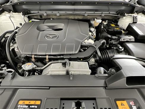 New 2025 MAZDA CX-5 Carbon Edition image 18