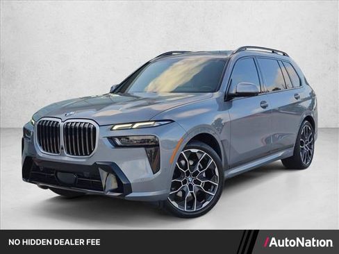 Used 2024 BMW X7 xDrive40i w/ M Sport Package AWD/4WD image 1