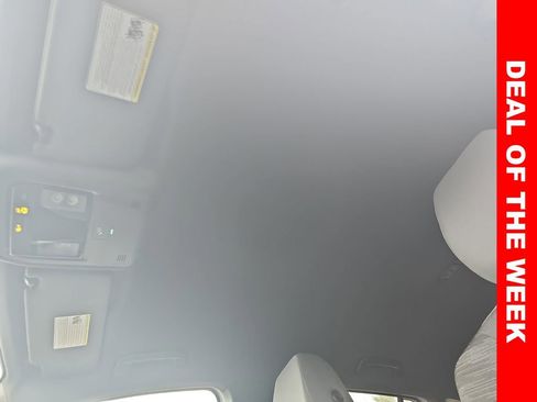 Used 2021 Volkswagen ID.4 Pro image 29