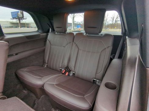 Used 2019 Mercedes-Benz GLS 450 4MATIC image 18