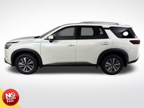 Used 2023 Nissan Pathfinder SL image 7