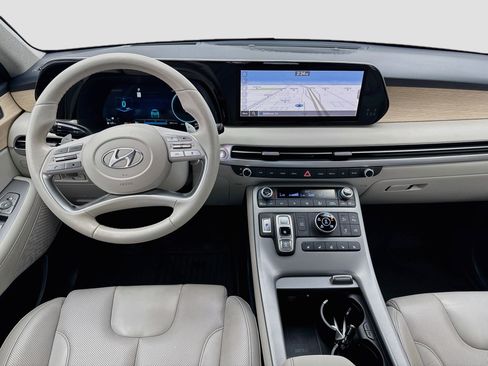 Used 2023 Hyundai Palisade Limited AWD/4WD image 15