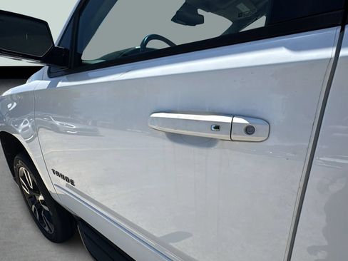 Used 2018 Chevrolet Tahoe Premier w/ RST 6.2L Performance Edition RWD image 32