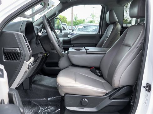 Used 2020 Ford F450 XL w/ Power Equipment Group image 18