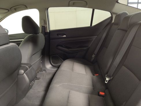 Used 2021 Nissan Altima 2.5 SV image 18