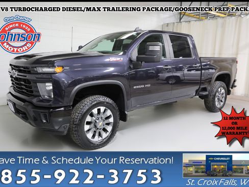 Used 2024 Chevrolet Silverado 2500 Custom w/ Custom Value Package image 1