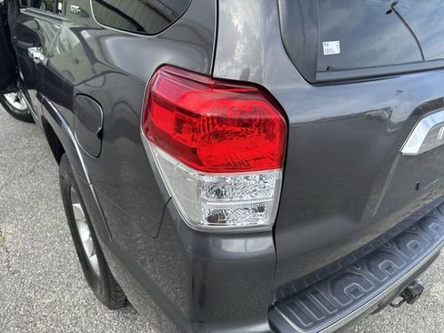 Used 2012 Toyota 4Runner SR5 w/ Convenience Pkg AWD/4WD image 34
