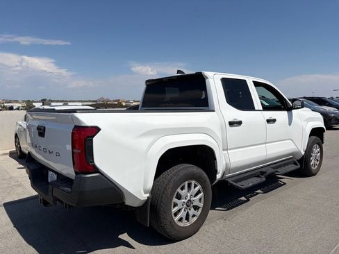 Used 2024 Toyota Tacoma SR w/ SR Upgrade Package AWD/4WD image 2