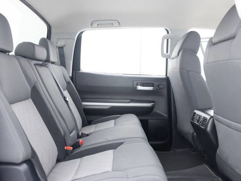 Used 2017 Toyota Tundra SR5 w/ SR5 Upgrade Package image 33