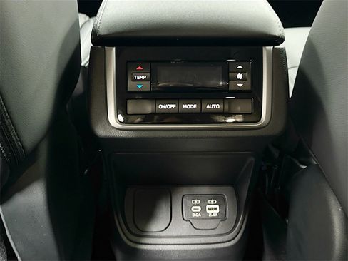 New 2026 Subaru Ascent Premium image 23