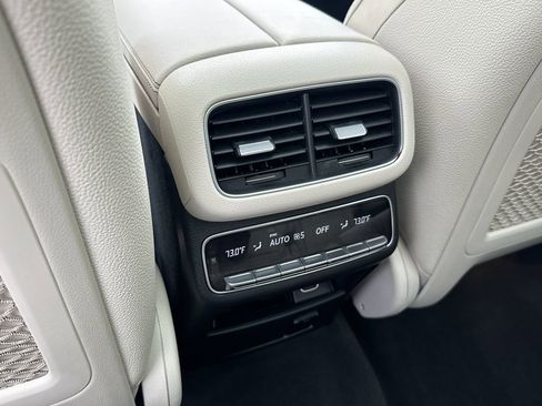 Used 2022 Mercedes-Benz GLS 450 4MATIC image 27