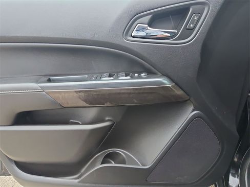 Used 2018 GMC Canyon SLT w/ Driver Alert Package image 23