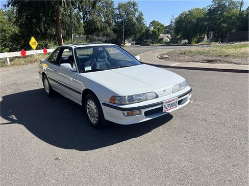 Used 1992 Acura Integra LS FWD image 3