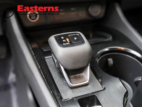 Used 2023 Nissan Rogue S image 20