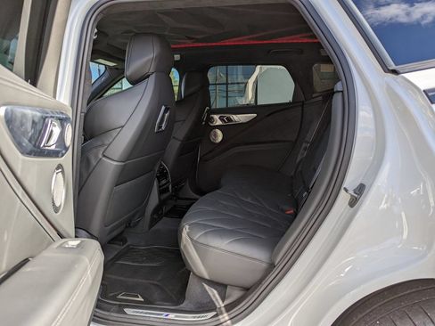 Used 2025 BMW XM AWD/4WD image 42