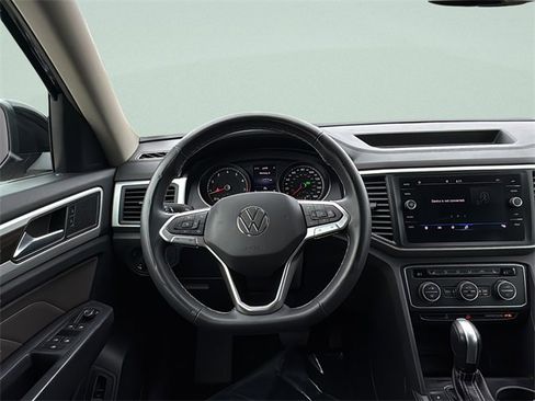 Used 2021 Volkswagen Atlas SE w/ Towing Package image 23