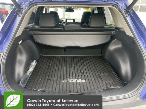 Used 2023 Toyota Corolla Cross XLE w/ Convenience Package image 15
