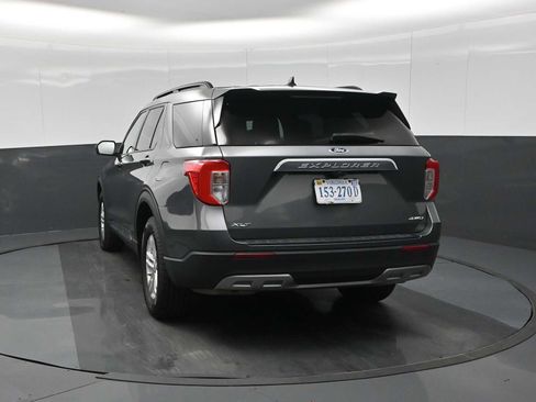 Used 2023 Ford Explorer XLT w/ Equipment Group 202A image 7