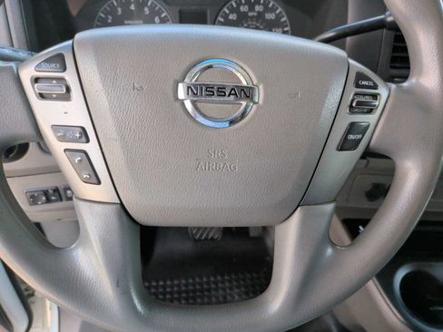 Used 2018 Nissan NV 3500 SL w/ Navigation Package RWD image 12