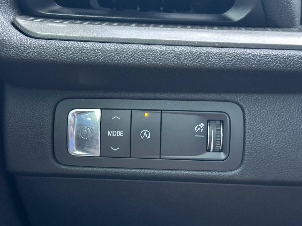 Used 2024 Chevrolet Traverse LS w/ Midnight/Sport Edition FWD image 37