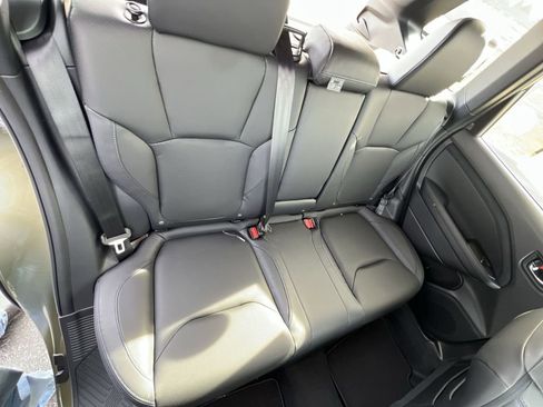 Used 2025 Subaru Forester Limited image 28