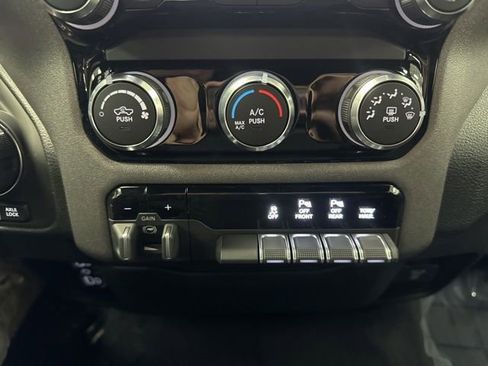 New 2026 RAM 1500 Classic Warlock AWD/4WD image 40