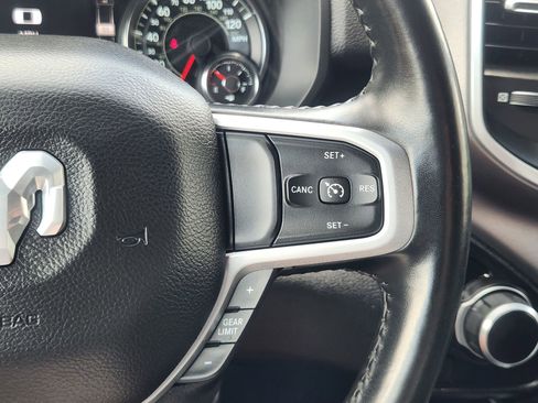 Used 2022 RAM 1500 Big Horn AWD/4WD image 32