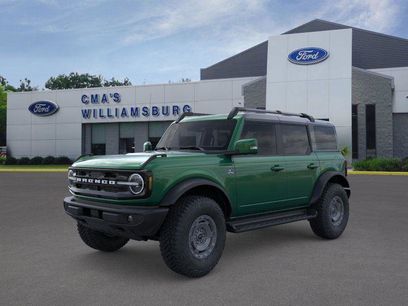 New 2025 Ford Bronco Outer Banks w/ Sasquatch Package