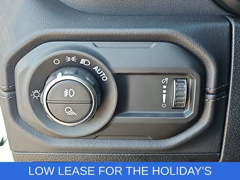 New 2025 Jeep Gladiator Willys image 25