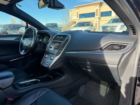 Used 2019 Lincoln MKC Reserve image 29