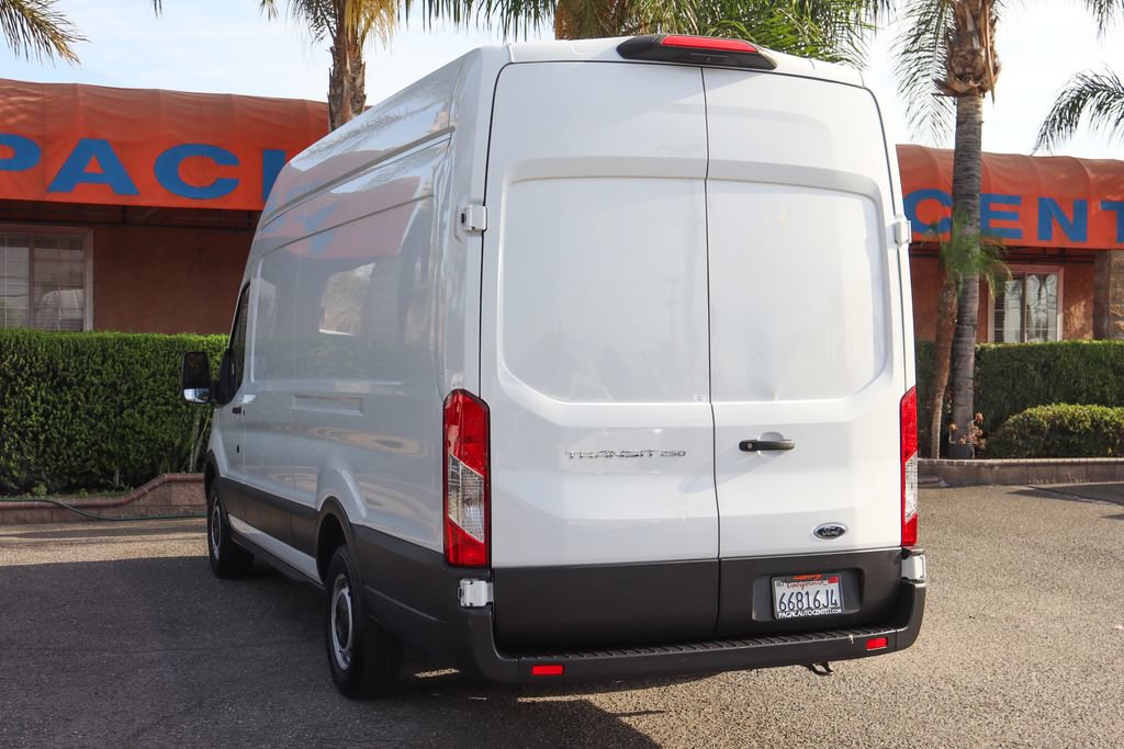 Used 2022 Ford Transit 250 148 High Roof Extended RWD image 6