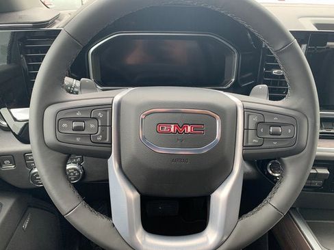 New 2026 GMC Sierra 1500 SLT w/ SLT Premium Package image 18