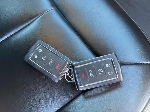 Used 2024 Jeep Grand Cherokee Limited 4xe image 9