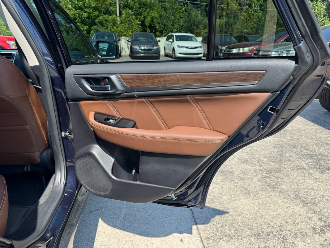 Used 2018 Subaru Outback 2.5i Touring AWD/4WD image 24