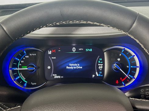 Used 2022 Chrysler Pacifica Touring-L w/ S Appearance Package image 16