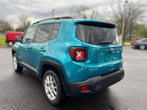 Used 2021 Jeep Renegade Latitude AWD/4WD image 12