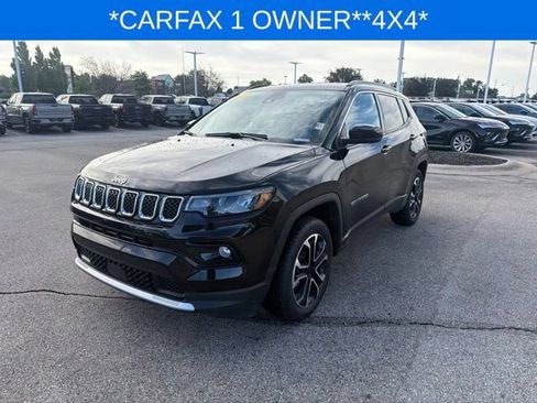 Used 2023 Jeep Compass Limited AWD/4WD image 5
