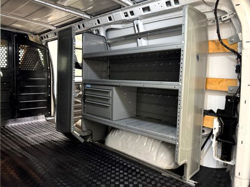 Used 2020 GMC Savana 2500 w/ Driver Convenience Package image 33