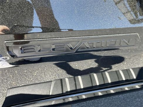 New 2025 GMC Canyon Elevation w/ Convenience Package image 7